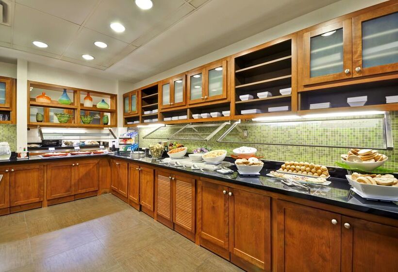 Отель Hyatt Place Tampa Airport/westshore