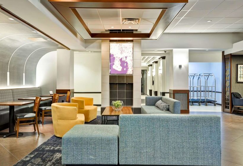 Отель Hyatt Place Tampa Airport/westshore