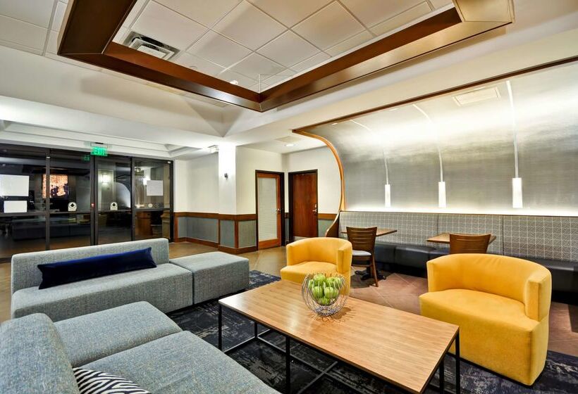 Отель Hyatt Place Tampa Airport/westshore