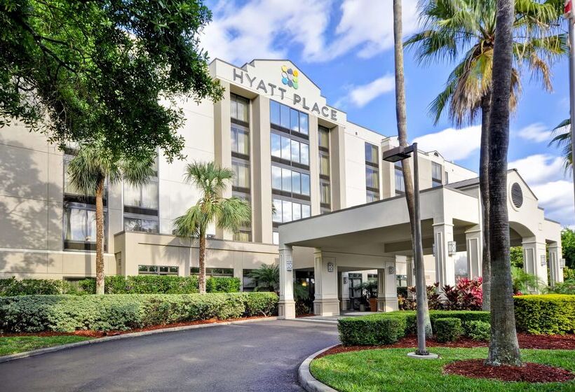 Отель Hyatt Place Tampa Airport/westshore