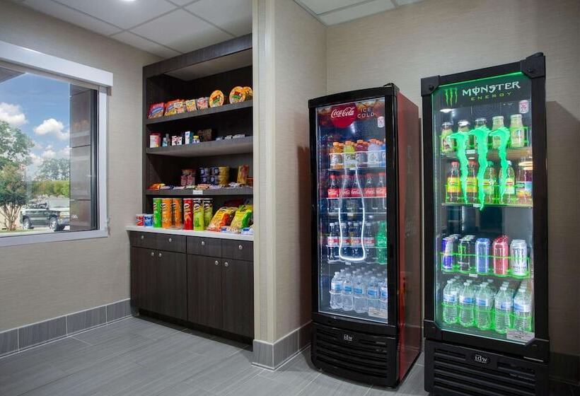 בית מלון כפרי La Quinta Inn By Wyndham Roanoke Salem