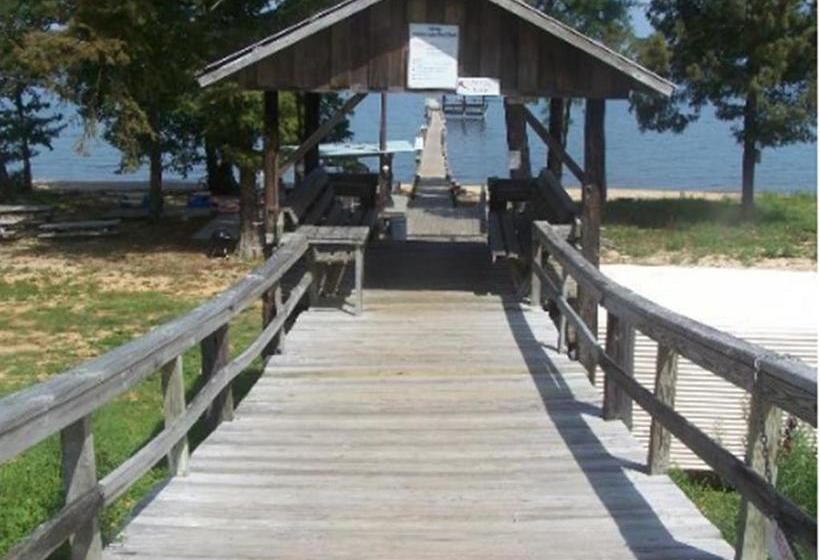 فندق Magnolia Beach Inn  Fairhope