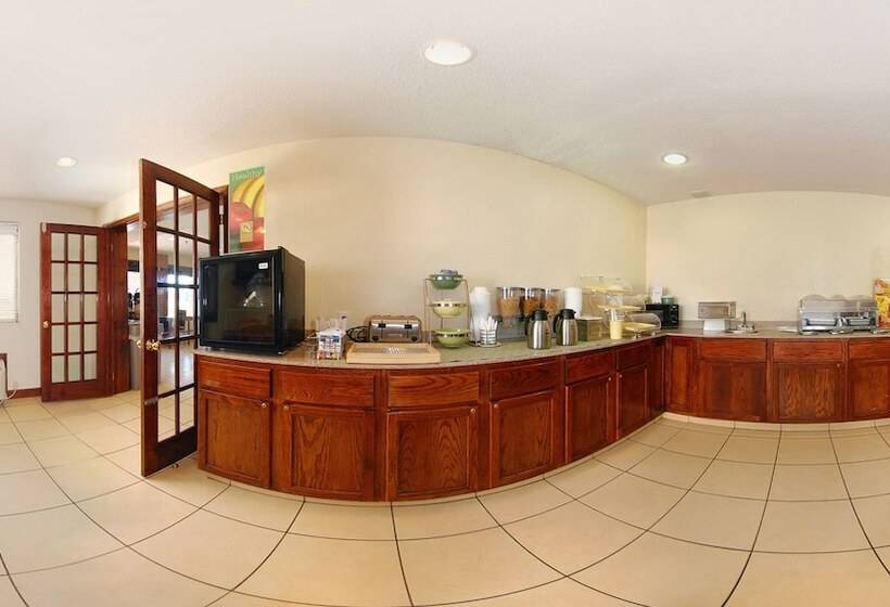 בית מלון כפרי Quality Inn Columbia City Near Us30