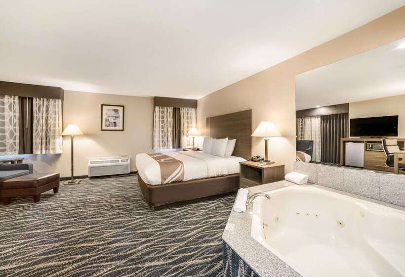 فندق Quality Inn