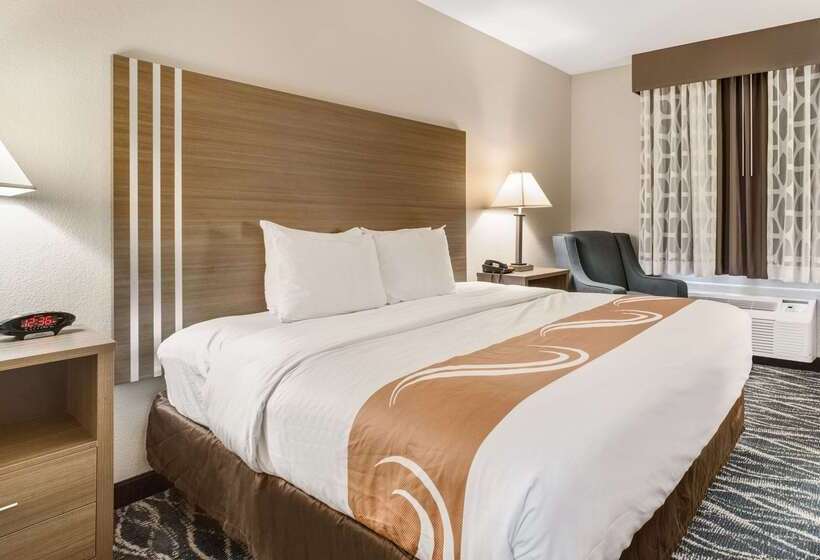 فندق Quality Inn