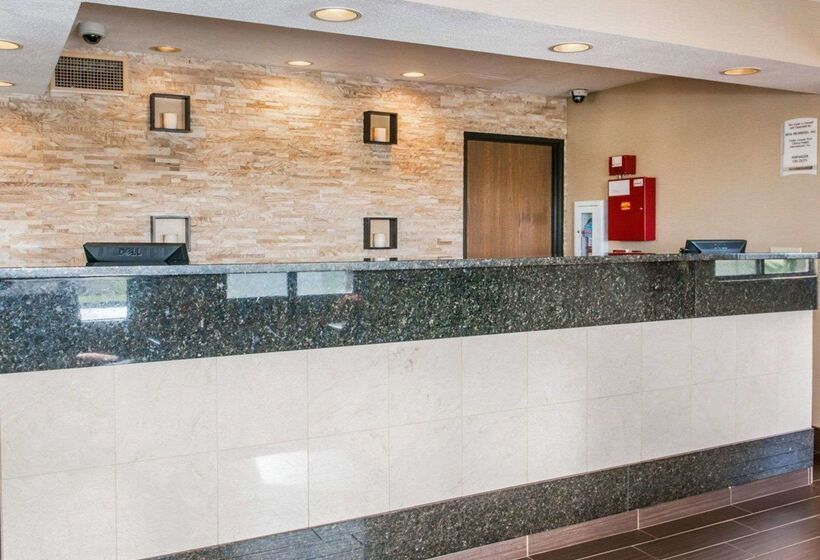 فندق Quality Inn