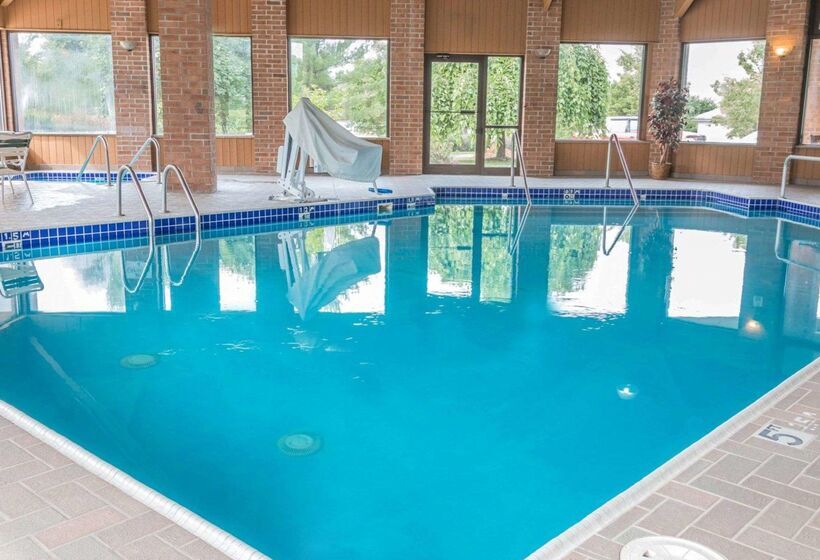 酒店 Quality Inn Grand Rapids North