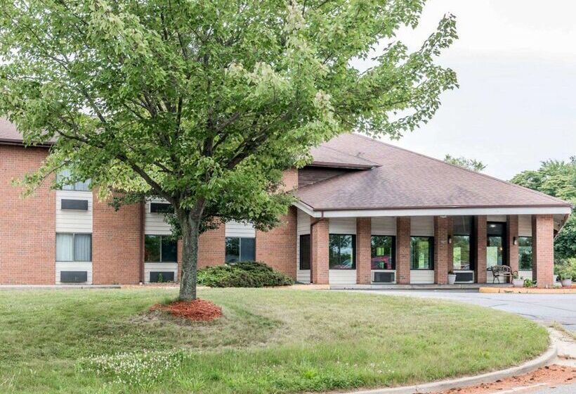 酒店 Quality Inn Grand Rapids North