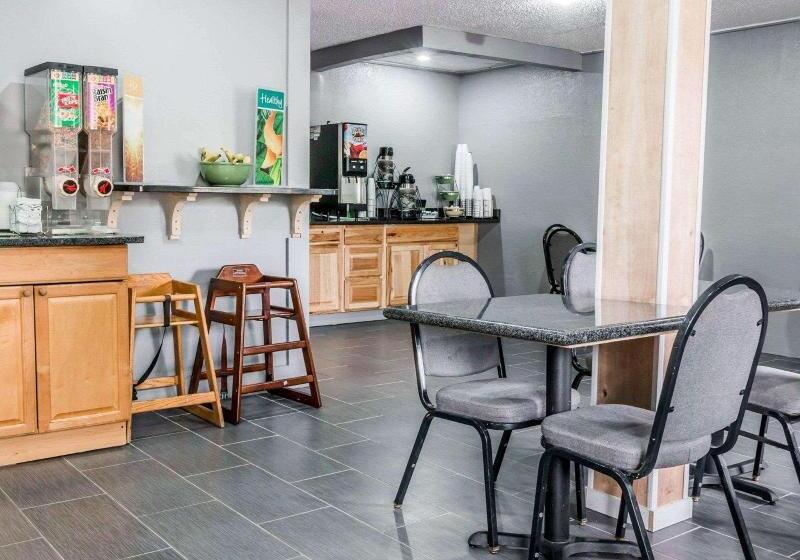 酒店 Quality Inn Grand Rapids North