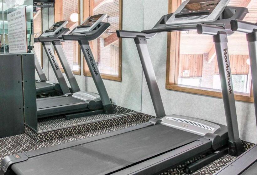 فندق Quality Inn Hudsonville South