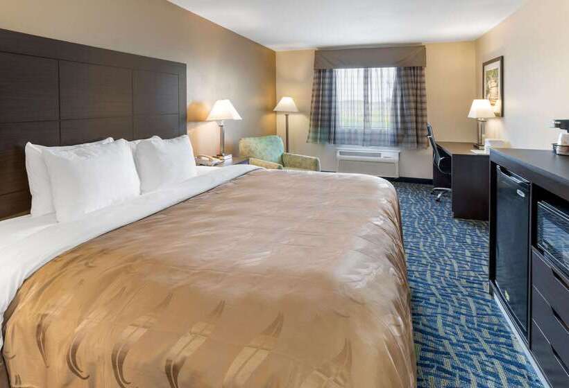 בית מלון כפרי Quality Inn