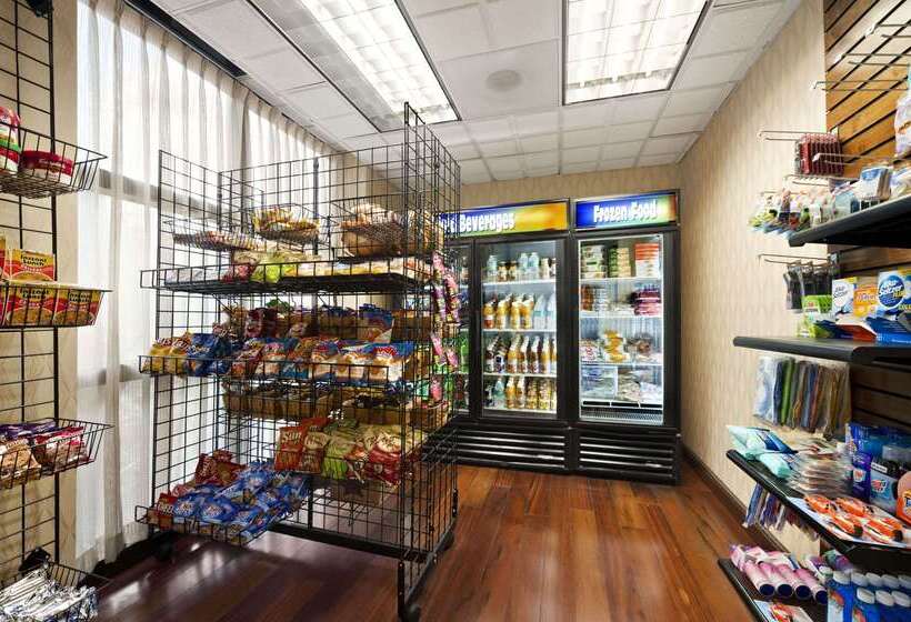 酒店 Ramada By Wyndham Suites Orlando Airport