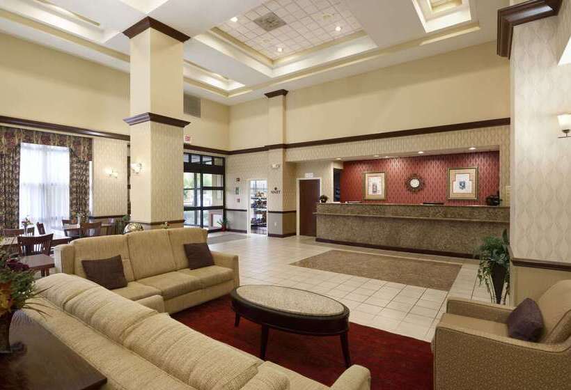 酒店 Ramada By Wyndham Suites Orlando Airport