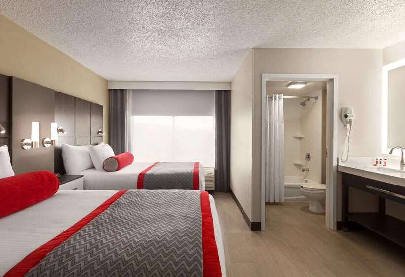 酒店 Ramada By Wyndham Suites Orlando Airport