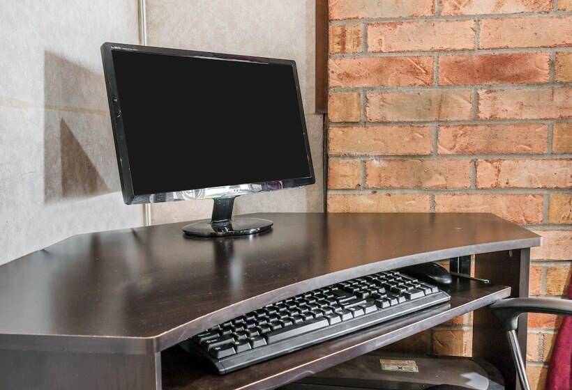 ホテル Rodeway Inn