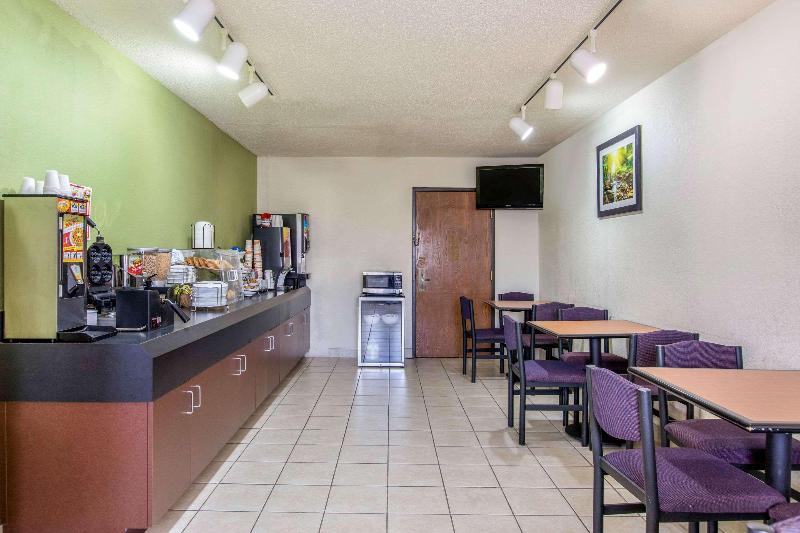 ホテル Rodeway Inn