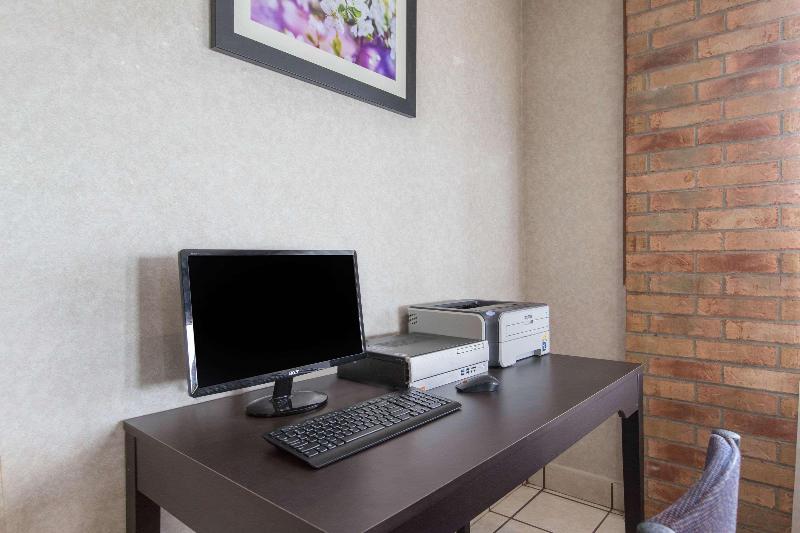 ホテル Rodeway Inn