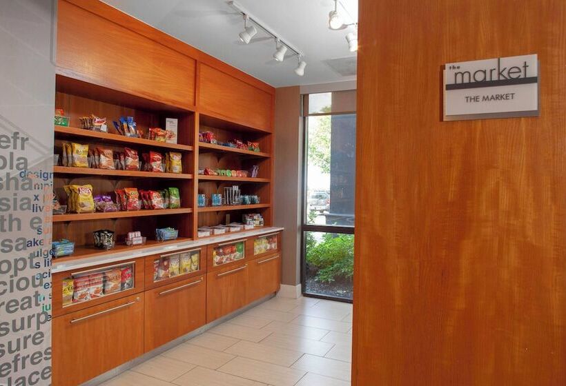 فندق Springhill Suites Cincinnati North Forest Park