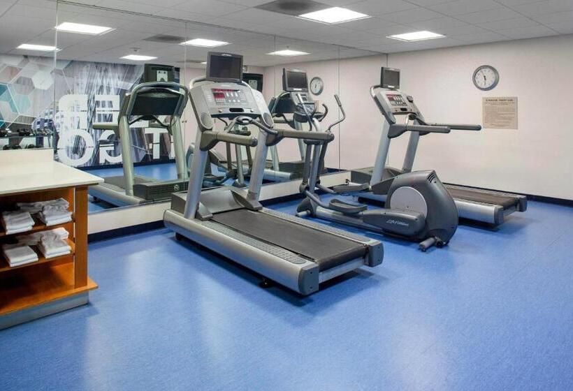 فندق Springhill Suites Cincinnati North Forest Park