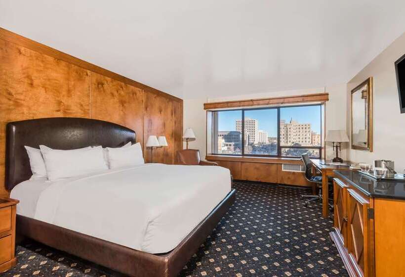 فندق The Antlers, A Wyndham