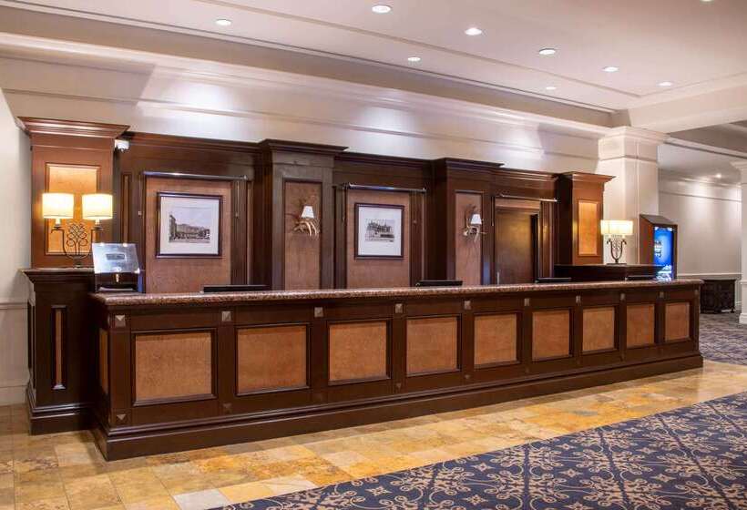 فندق The Antlers, A Wyndham