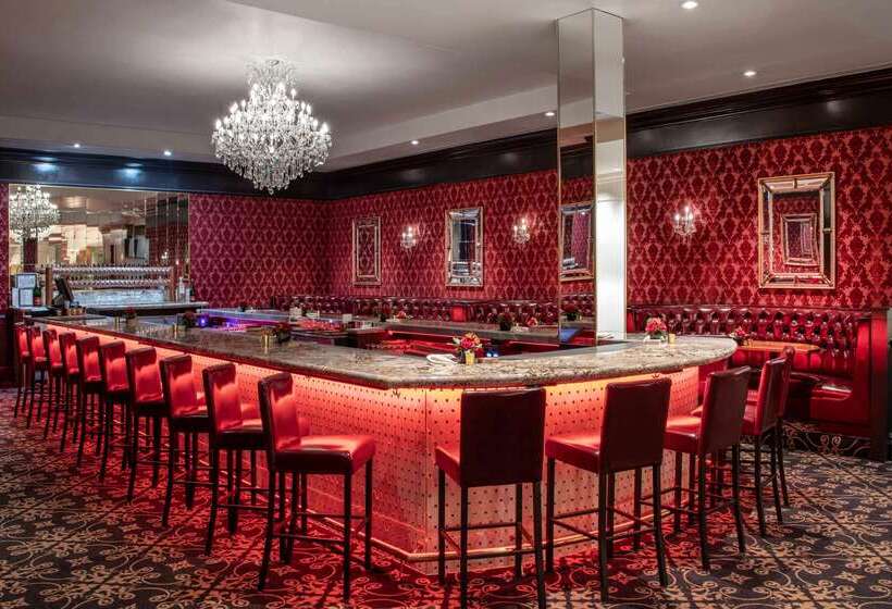 فندق The Antlers, A Wyndham