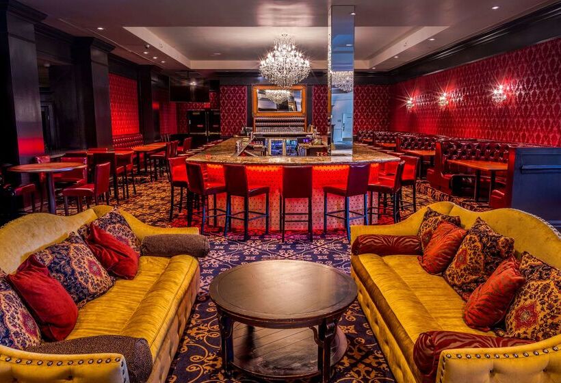 فندق The Antlers, A Wyndham