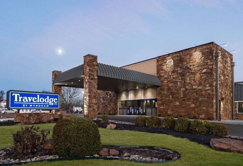 فندق Travelodge By Wyndham Coffeyville
