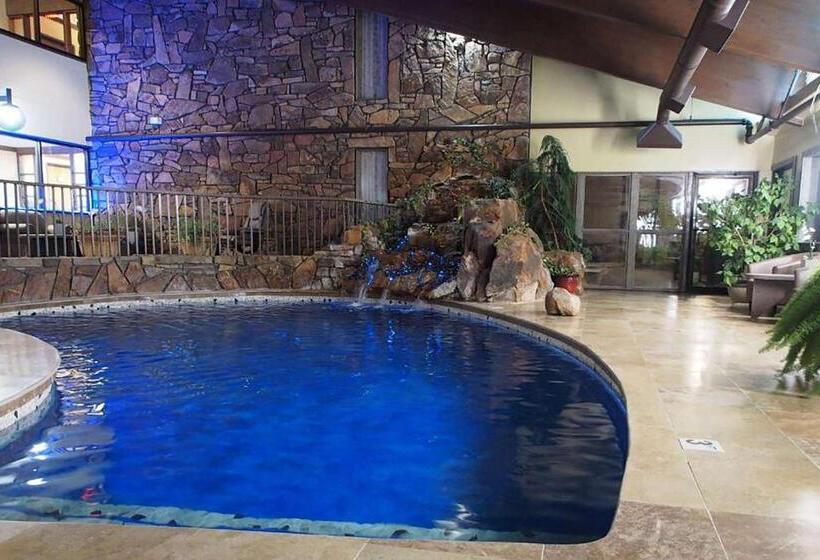 فندق Travelodge By Wyndham Coffeyville