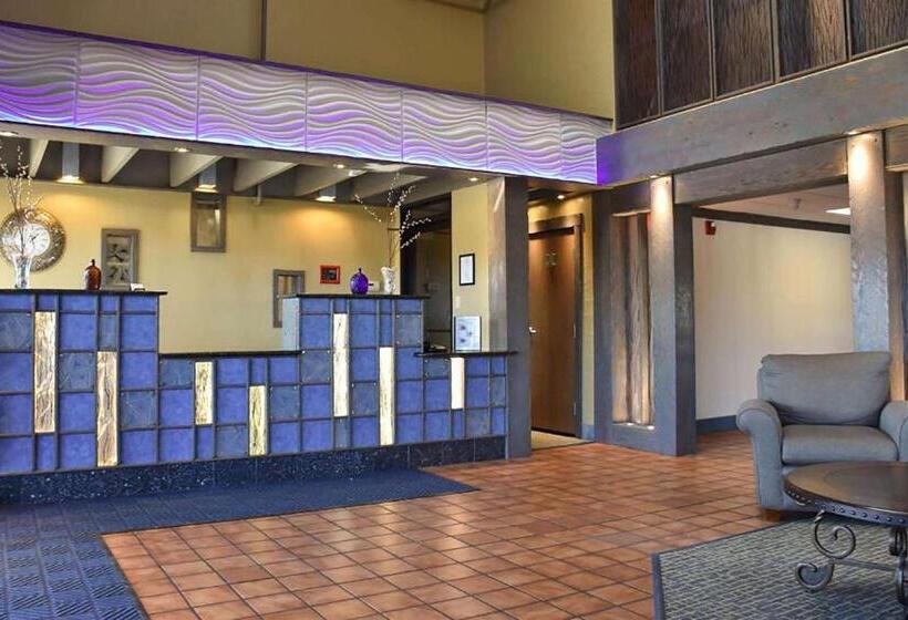 فندق Travelodge By Wyndham Coffeyville