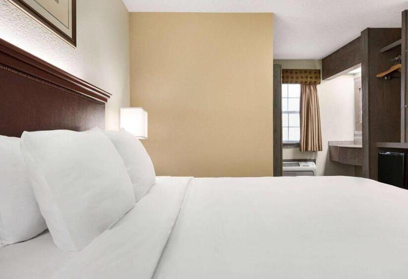 فندق Travelodge By Wyndham Coffeyville