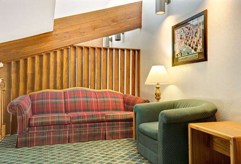 فندق Travelodge By Wyndham Valleyfair Shakopee