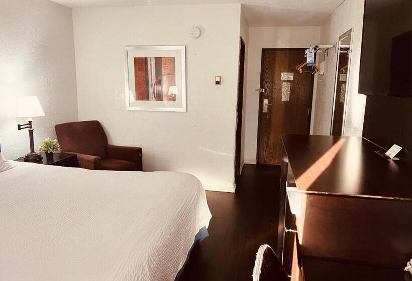 فندق Travelodge By Wyndham Valleyfair Shakopee