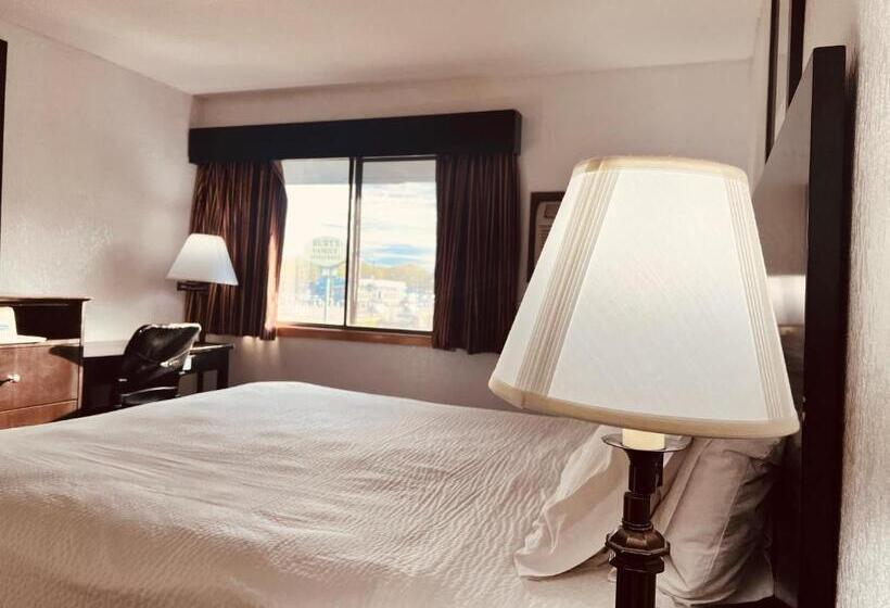 فندق Travelodge By Wyndham Valleyfair Shakopee