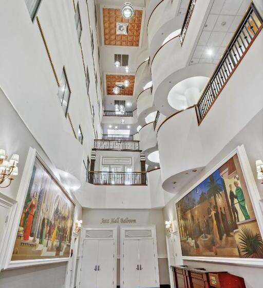 فندق Wyndham Garden Baronne Plaza