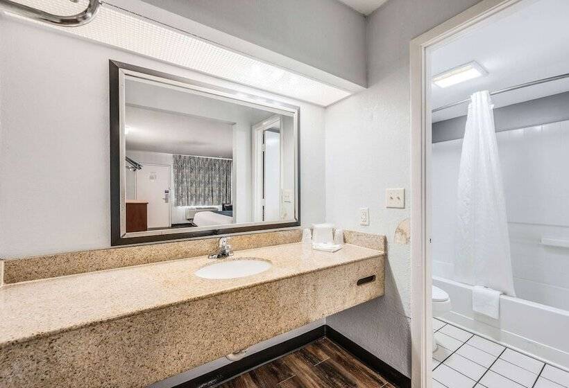 Motel 6 Tupelo, Ms Downtown