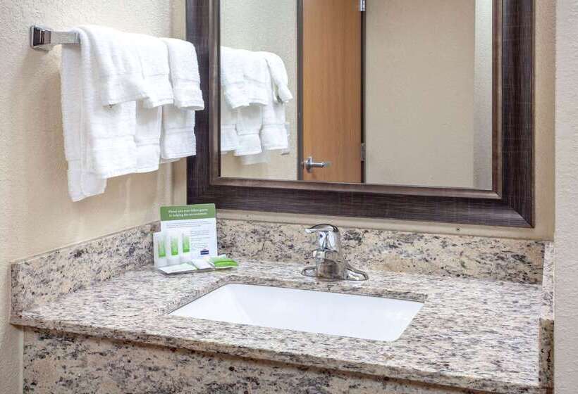 فندق على الطريق Americinn By Wyndham Mankato Event Center Near Msu