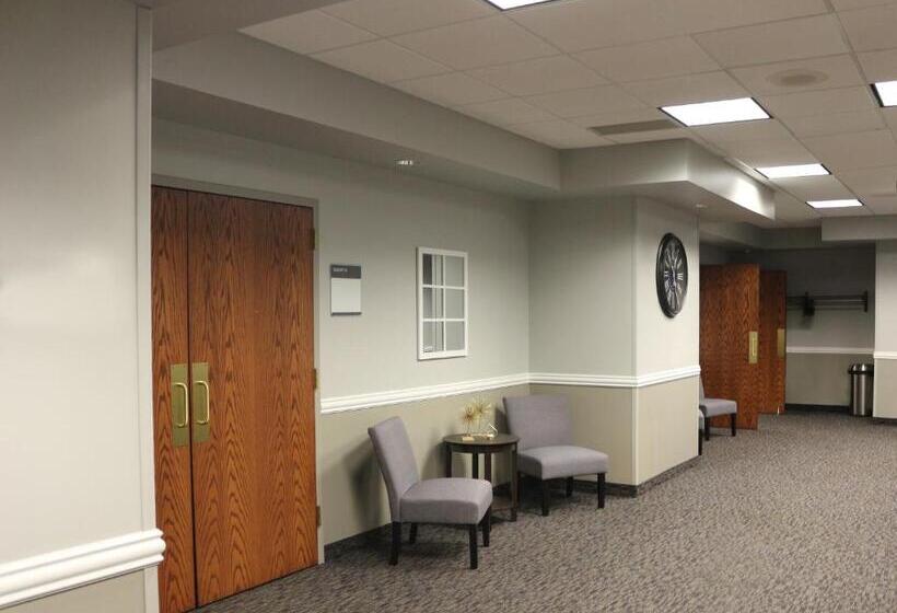 فندق على الطريق Americinn By Wyndham Mankato Event Center Near Msu