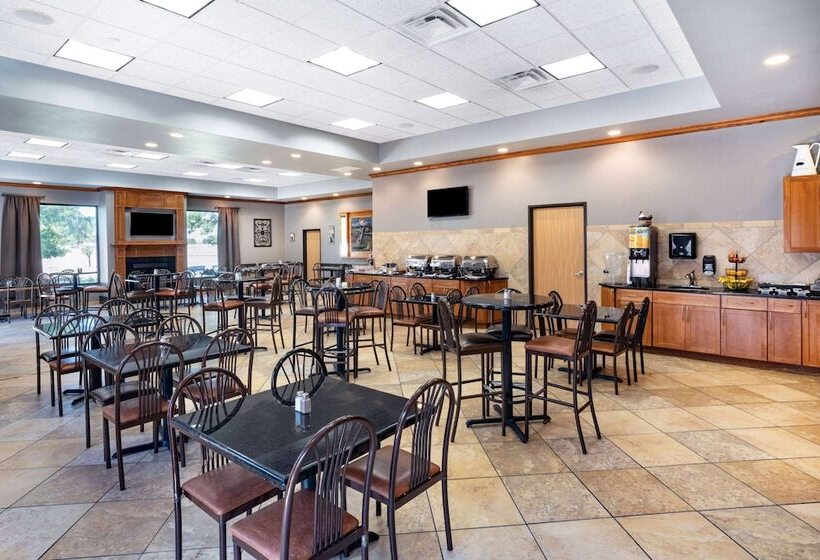 فندق على الطريق Americinn By Wyndham Aberdeen  Event Center