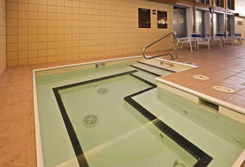 מוטל Americinn By Wyndham Bay City