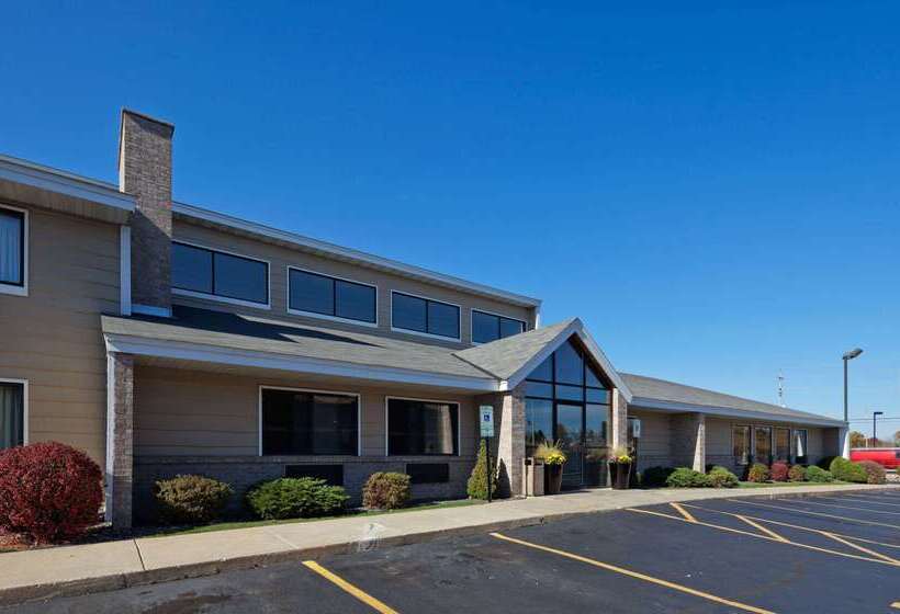 فندق على الطريق Americinn By Wyndham Hartford Wi