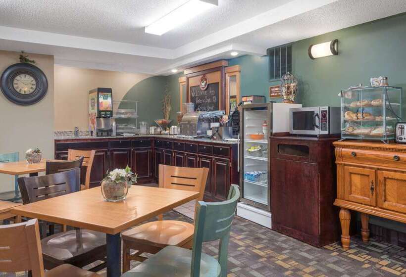 فندق على الطريق Americinn By Wyndham Little Falls