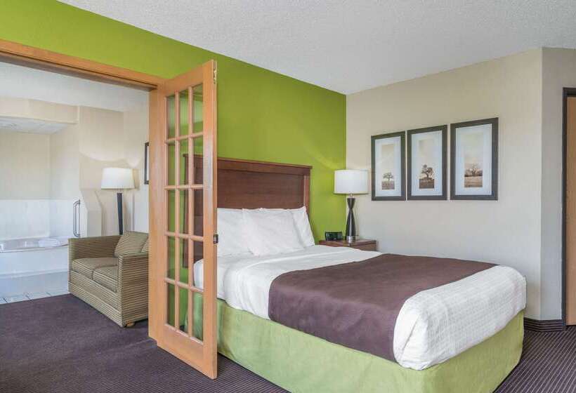 فندق على الطريق Americinn By Wyndham Little Falls