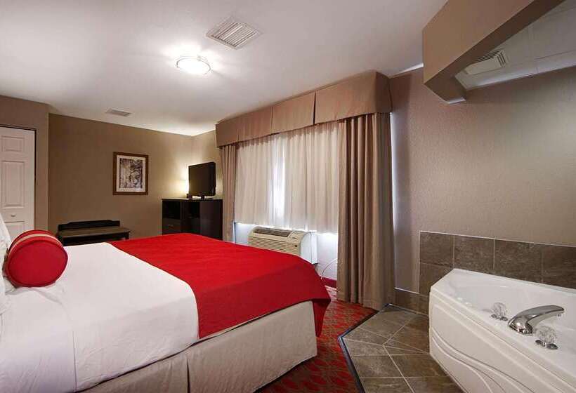 فندق على الطريق Baymont By Wyndham Brooklyn Center