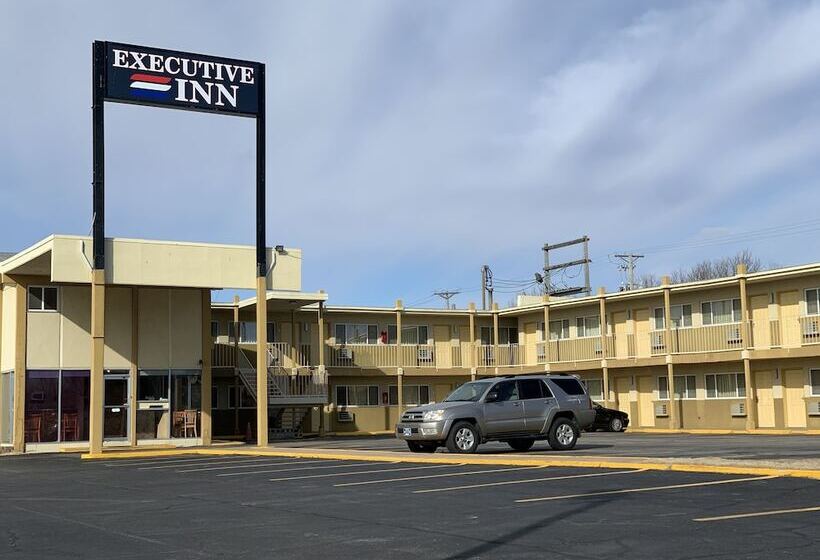 فندق على الطريق Executive Inn Dodge City, Ks