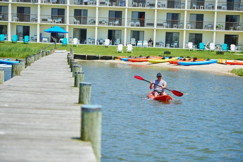 فندق على الطريق The Bay Resort