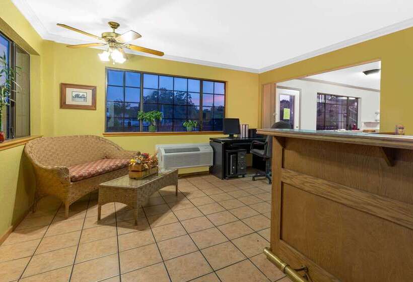 فندق على الطريق Travelodge By Wyndham Angels Camp Ca