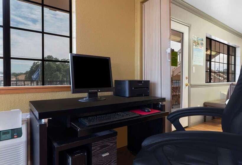 فندق على الطريق Travelodge By Wyndham Angels Camp Ca