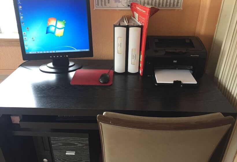 فندق على الطريق Travelodge By Wyndham Angels Camp Ca