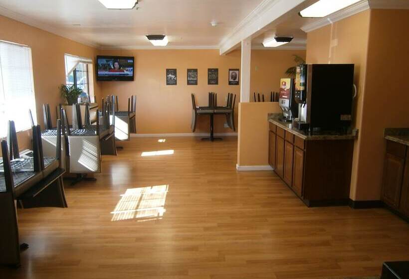 فندق على الطريق Travelodge By Wyndham Angels Camp Ca